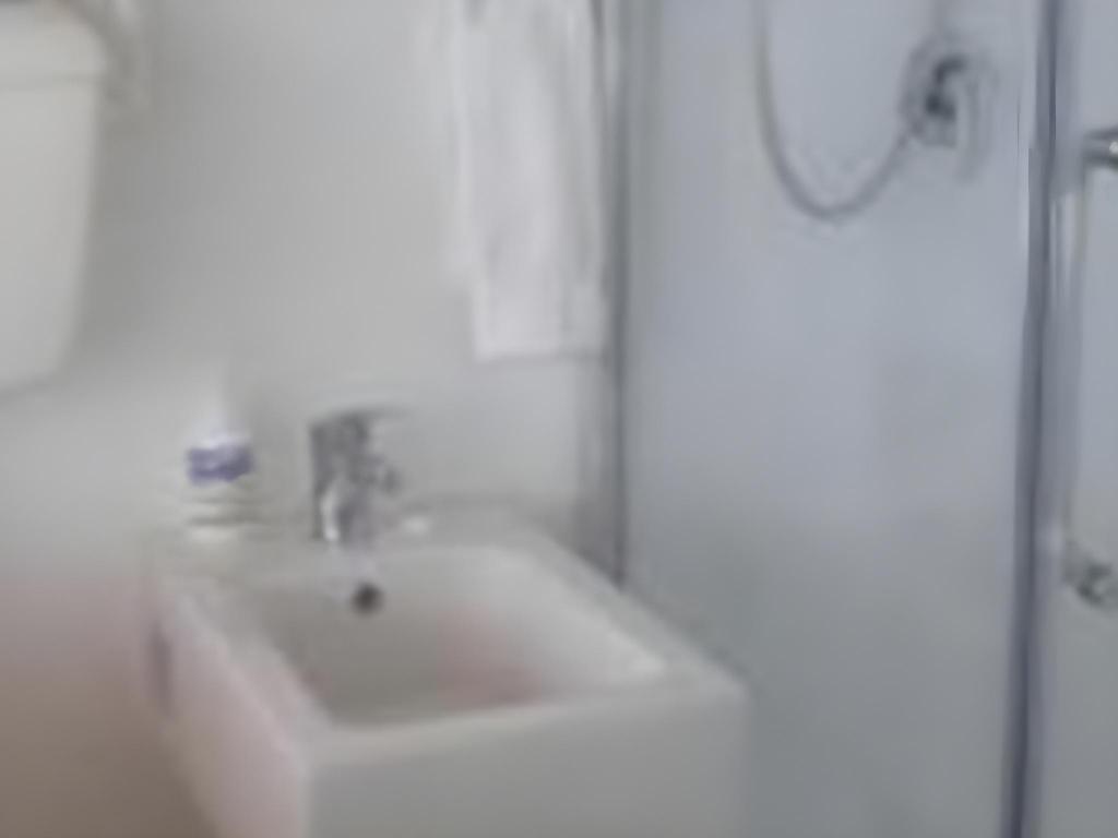 5220481ec5f9faddc6b9c4525b44badd.jpeg