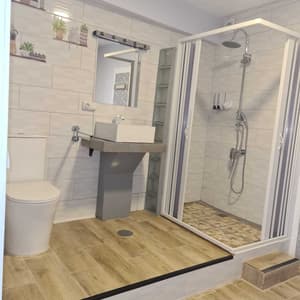 thumbnail: Bathroom