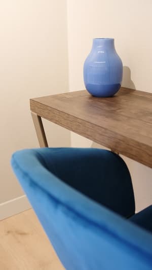 thumbnail: Interior detail