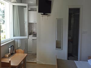 thumbnail: Private kitchenette