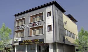 thumbnail: Exterior