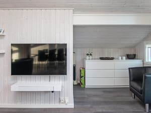 thumbnail: Interior