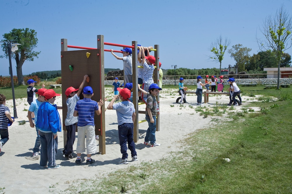 Children's play area - outdoor