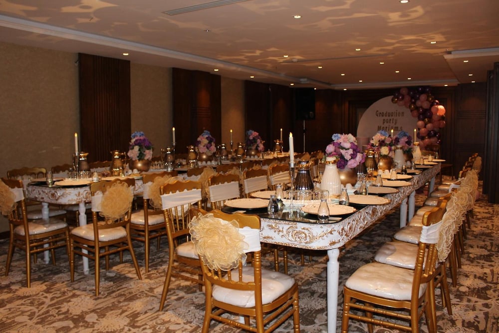 Restaurant-cafeteria