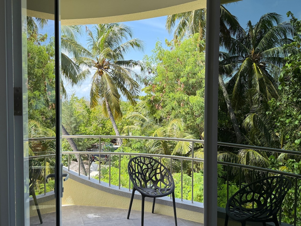 Beach/ocean view