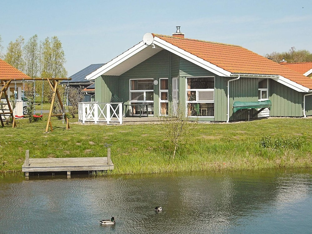 Primary image