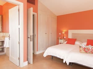 thumbnail: Room amenity