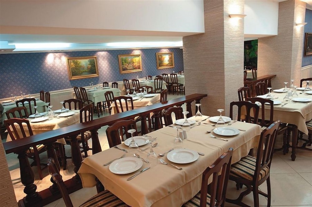 Restaurant-cafeteria