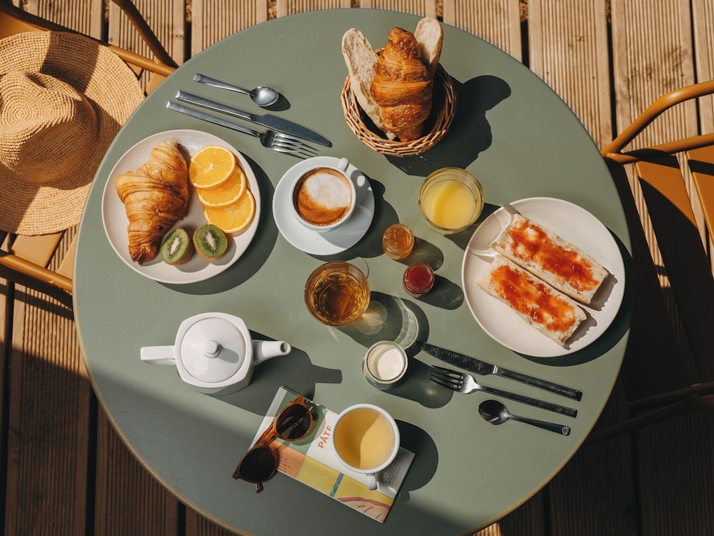 Breakfast meal