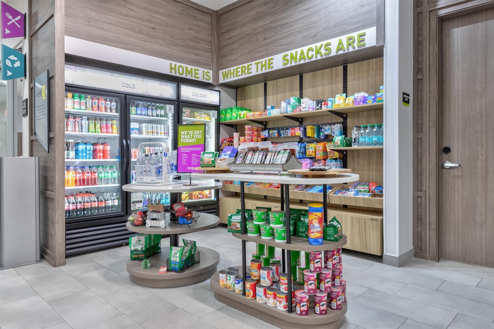 Snack bar