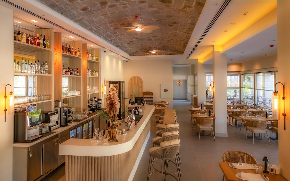 Restaurant-cafeteria