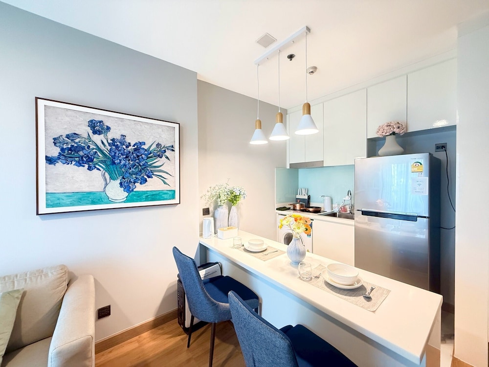 Private kitchenette