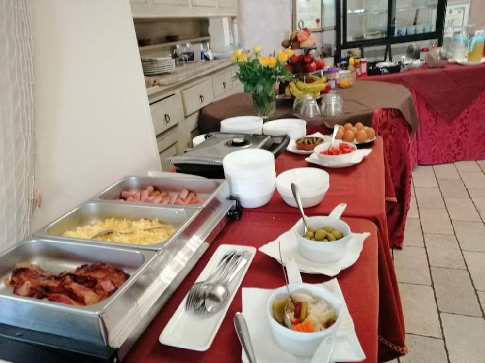 Restaurant-cafeteria