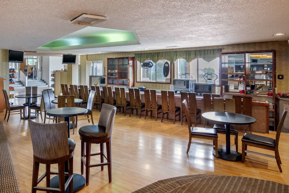 Restaurant-cafeteria