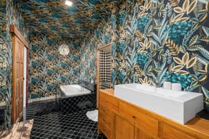 thumbnail: Bathroom