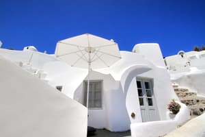thumbnail: Front of property