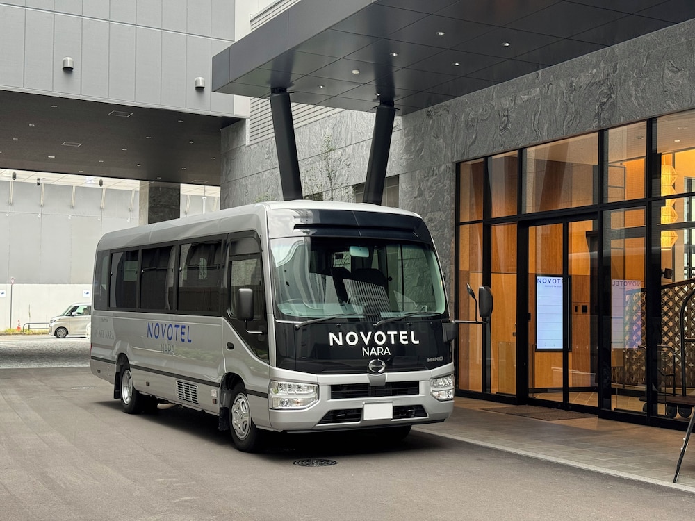 Train station shuttle