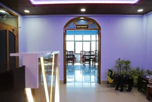 thumbnail: Restaurant