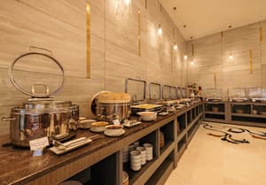 thumbnail: Breakfast area