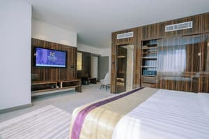 thumbnail: Room