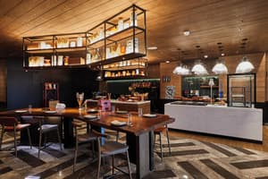 thumbnail: Restaurant