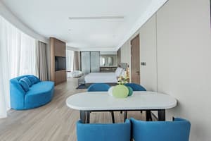 thumbnail: Room