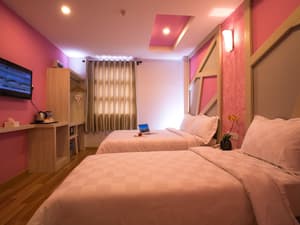 thumbnail: Room