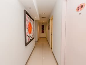 thumbnail: Hallway