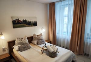 thumbnail: Interior detail