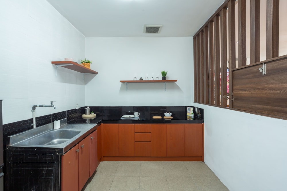 Shared kitchen facilities