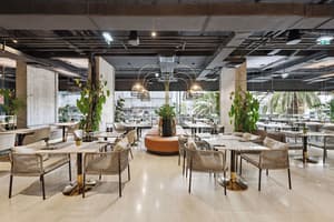 thumbnail: Restaurant-cafeteria