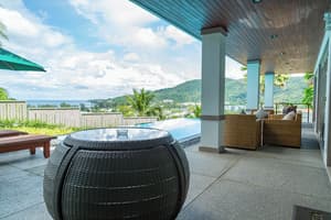 thumbnail: Terrace/patio