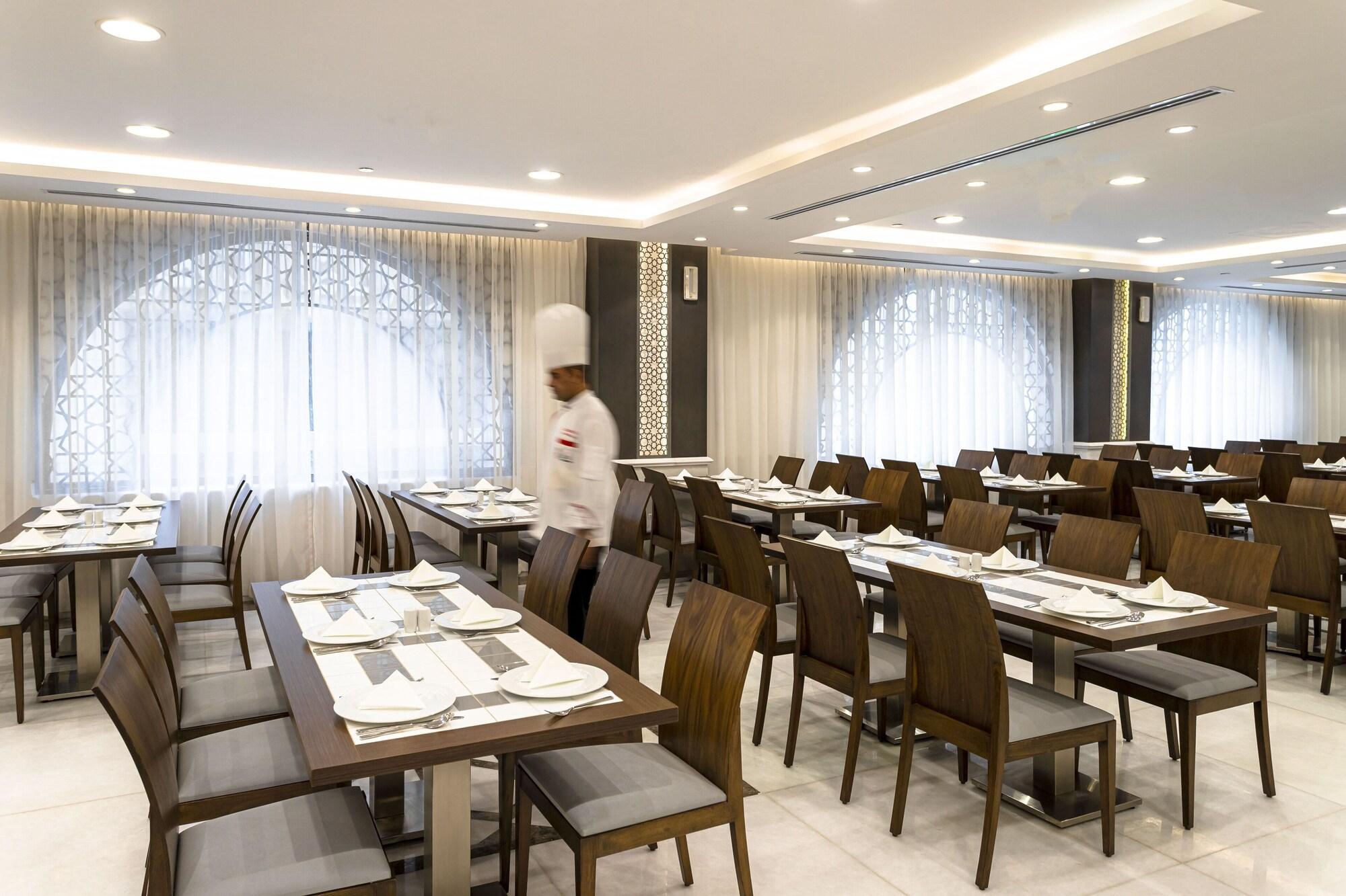Restaurant-cafeteria
