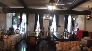 thumbnail: Breakfast area