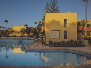 thumbnail: Pool