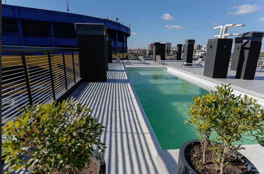 Rooftop pool