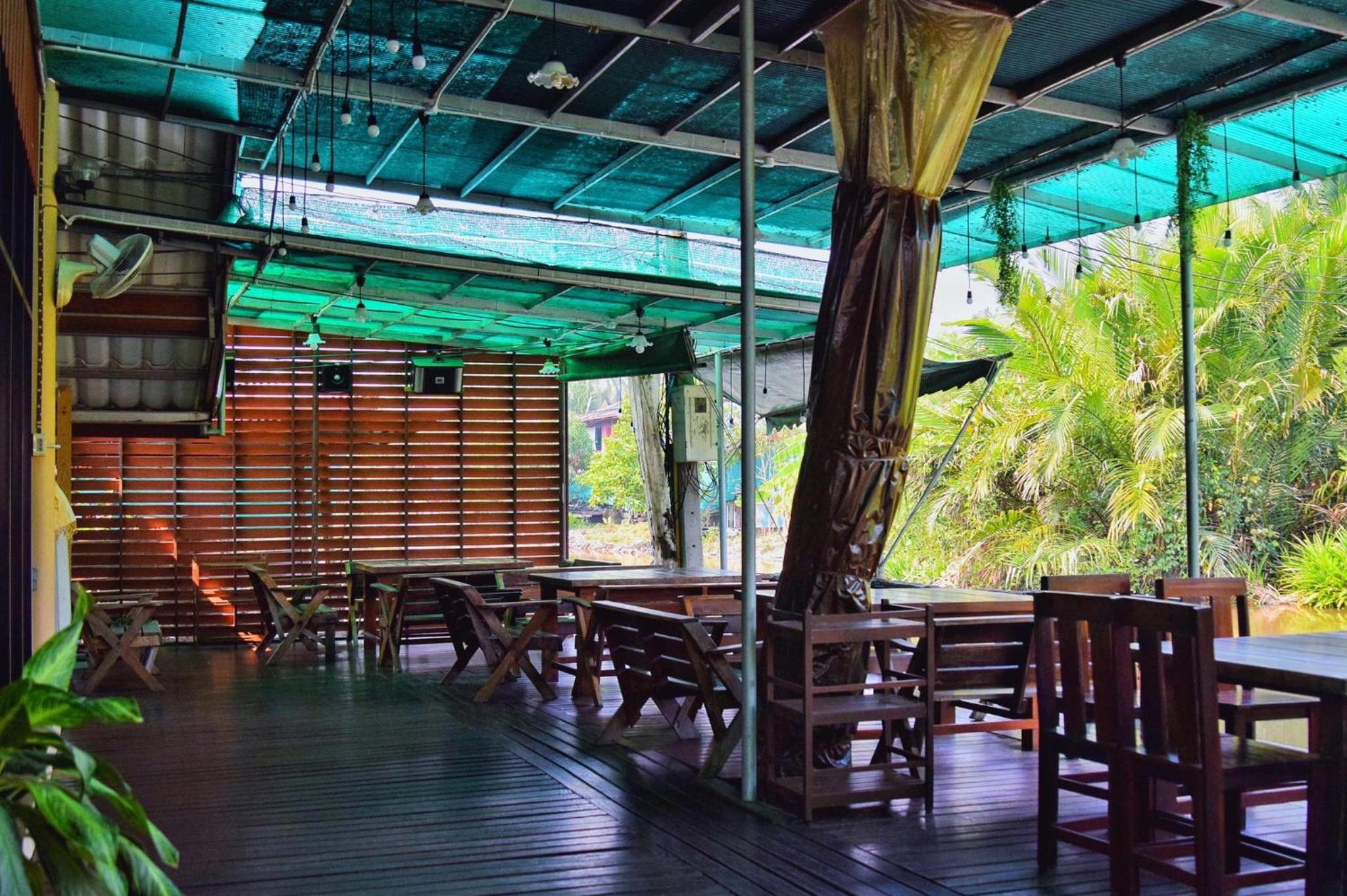 Restaurant-cafeteria
