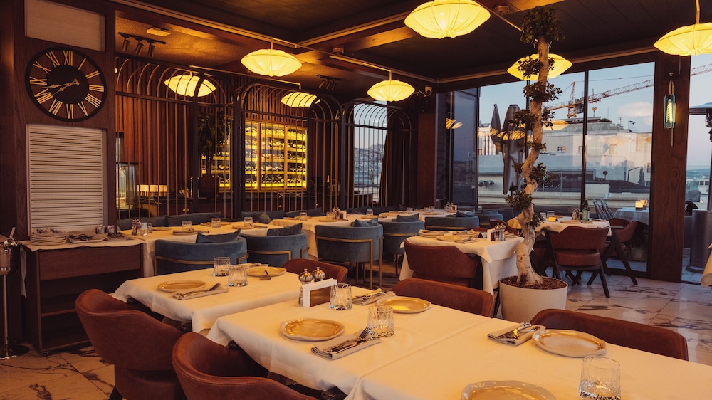 Restaurant-cafeteria