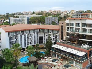 thumbnail: Front of property