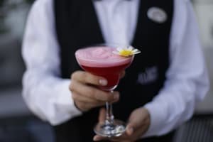thumbnail: Bar (on property)
