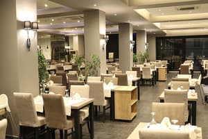 thumbnail: Restaurant