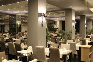 thumbnail: Restaurant