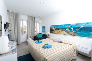 thumbnail: Room
