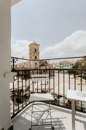 thumbnail: Balcony view