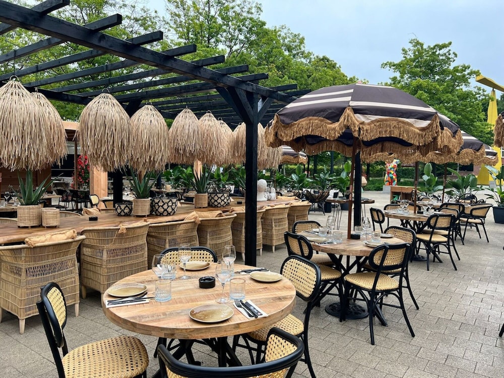 Restaurant-cafeteria