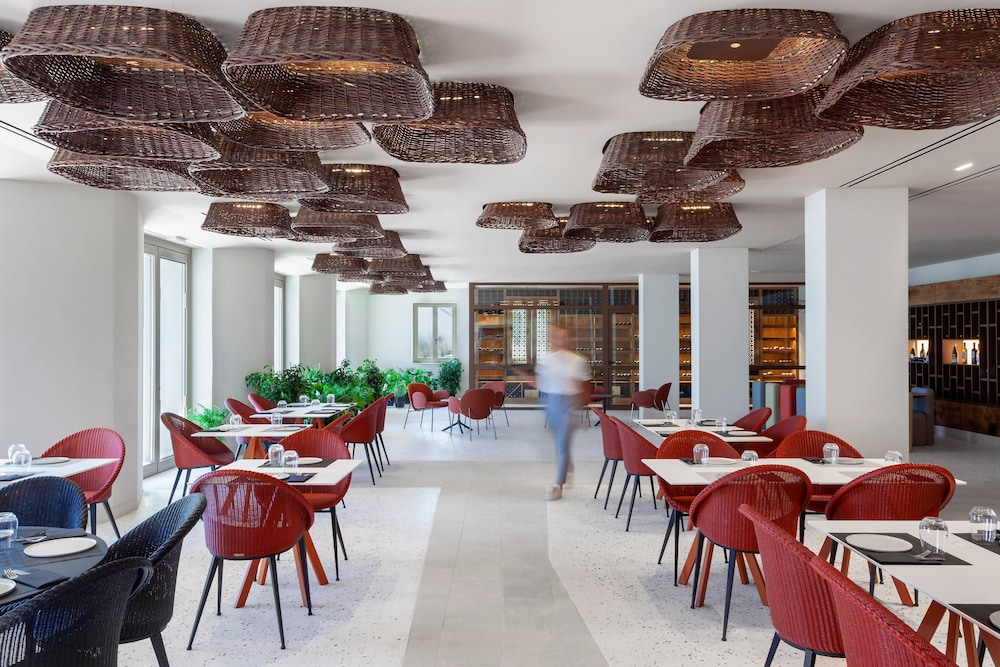 Restaurant-cafeteria