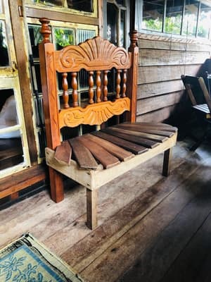 thumbnail: Lobby sitting area
