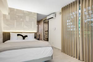 thumbnail: Rooms