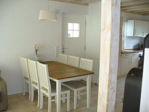 thumbnail: Dining