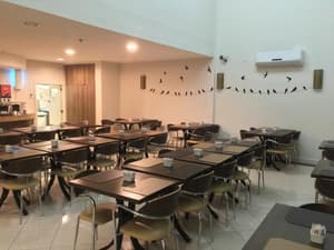 thumbnail: Restaurant